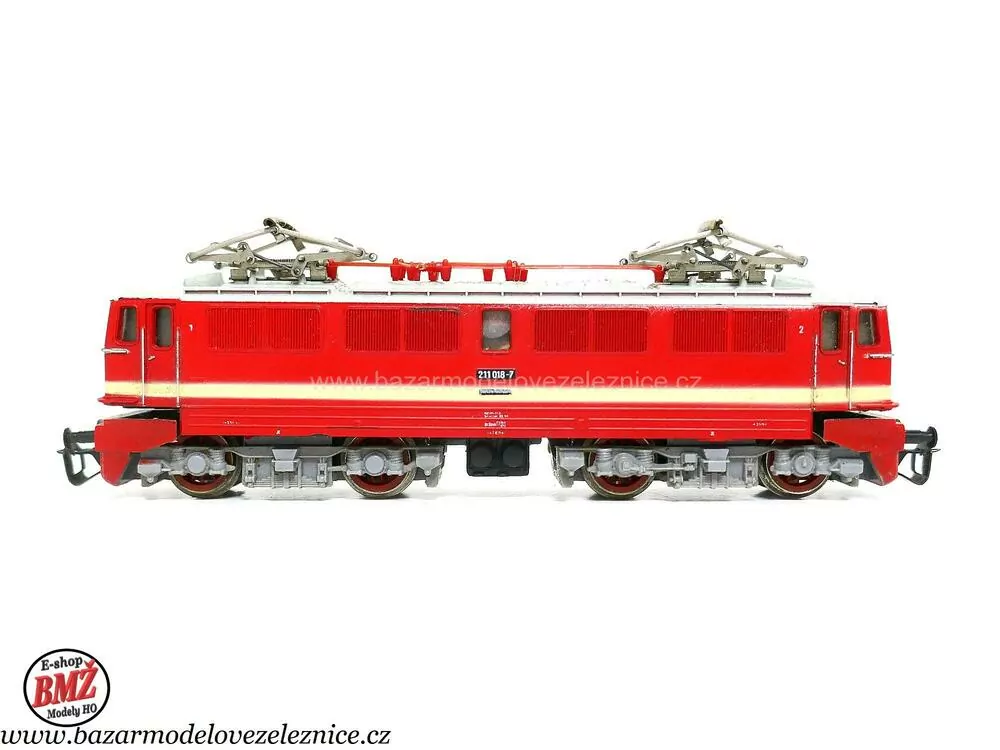 BTTB - Elektrická lokomotiva BR 211 018 DR - TT
