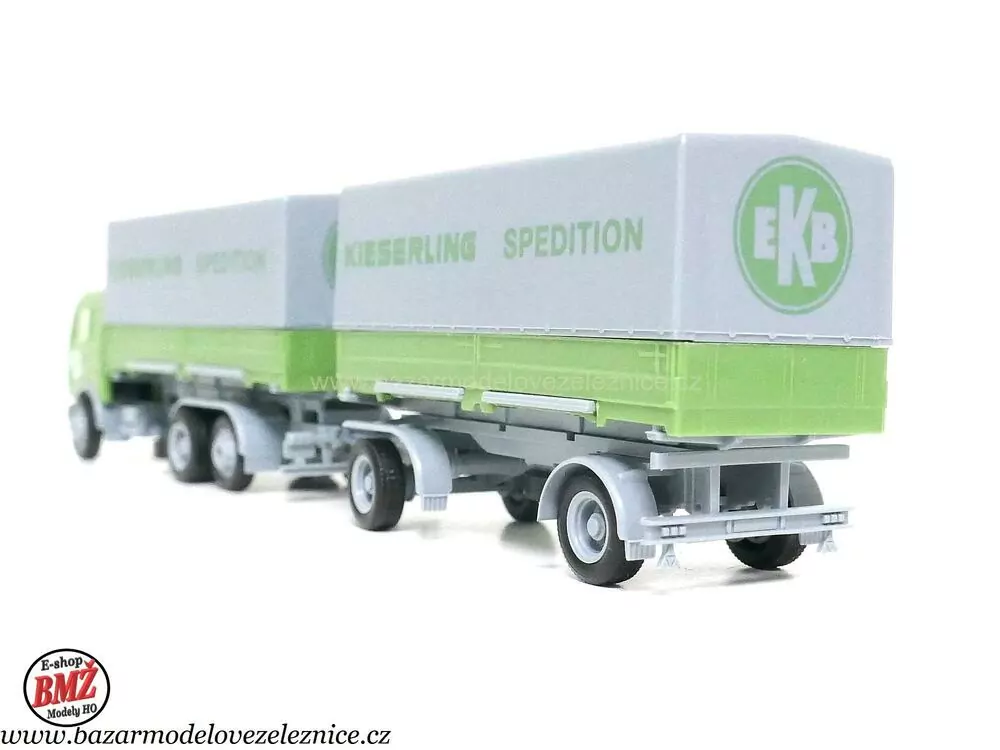 Herpa - Mercedes s přívěsem - HO