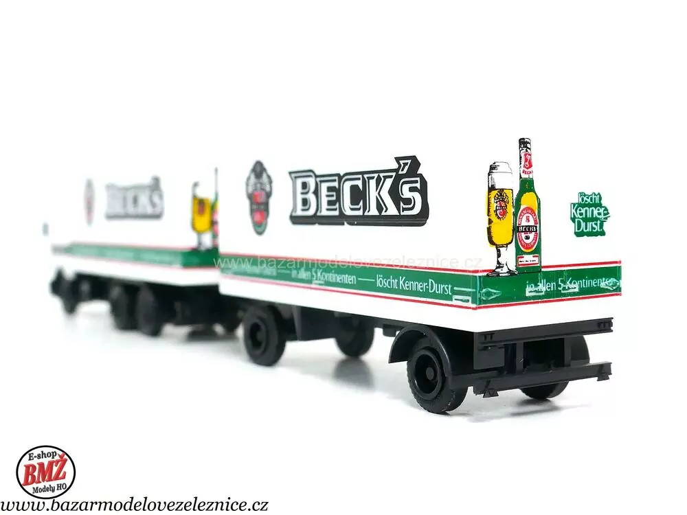 Herpa - Mercedes s přívěsem - HO