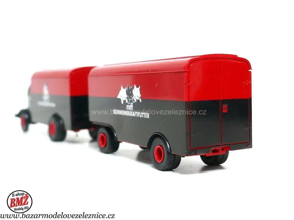 ? - Nákladní auto s přívěsem -  HO
