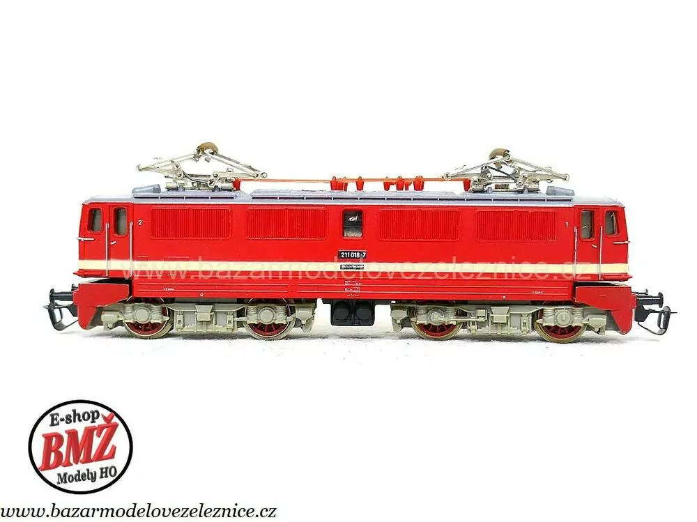 BTTB - Elektrická lokomotiva BR 211 018 DR - TT