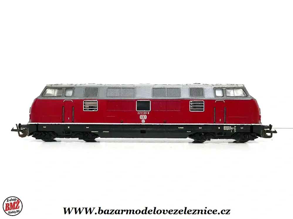 BTTB - Dieselová lokomotiva BR 221 139 DB - TT