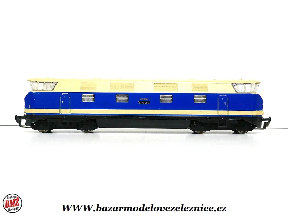 PIKO DDR - DC  - Dieselová lokomotiva V 180 059  DR - HO