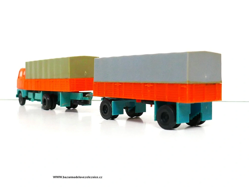 Espewe - Volvo plachta s přívěsem - HO