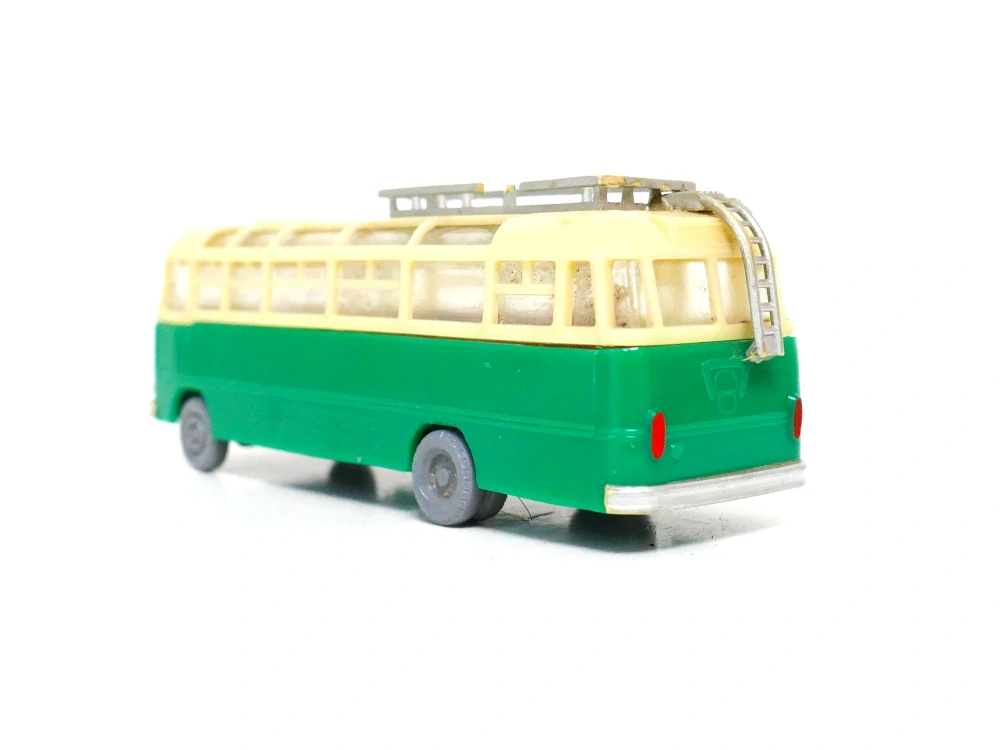 WEB - Ikarus 31  - HO