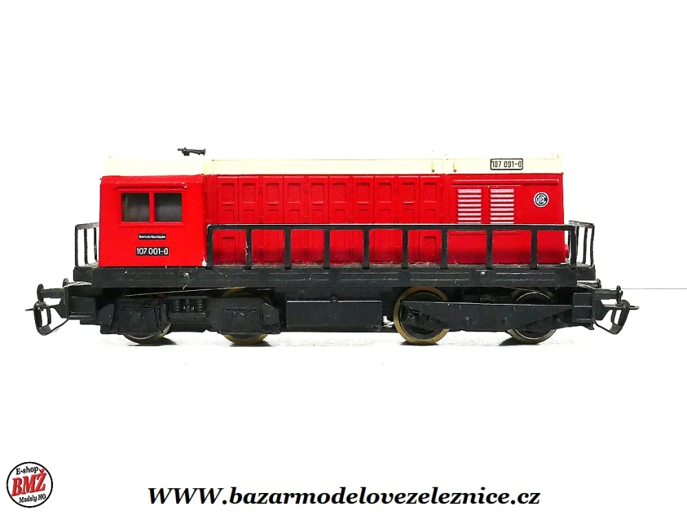 BTTB - Dieselová lokomotiva BR 107 001 DR - TT