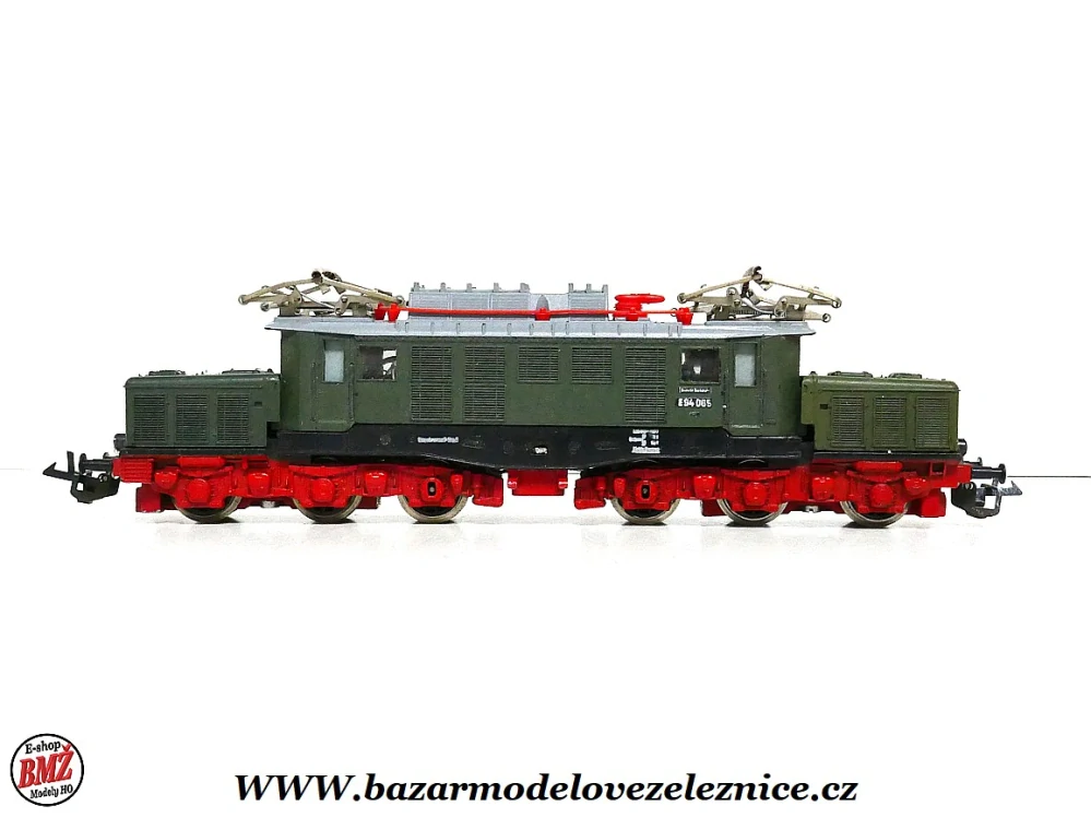 Zeuke - Elektrická lokomotiva E 94 065DR - TT