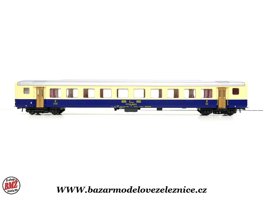 Roco - Osobní vůz BLS 2 tř.- HO