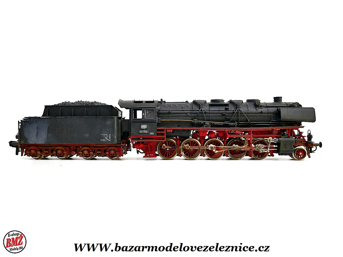 Roco - DC - Parní lokomotiva BR 44 1651 DB patina - HO