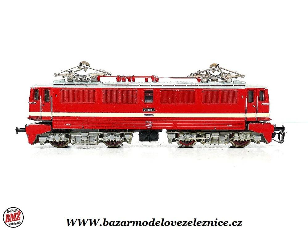 BTTB - Elektrická lokomotiva BR 211 018 DR - TT