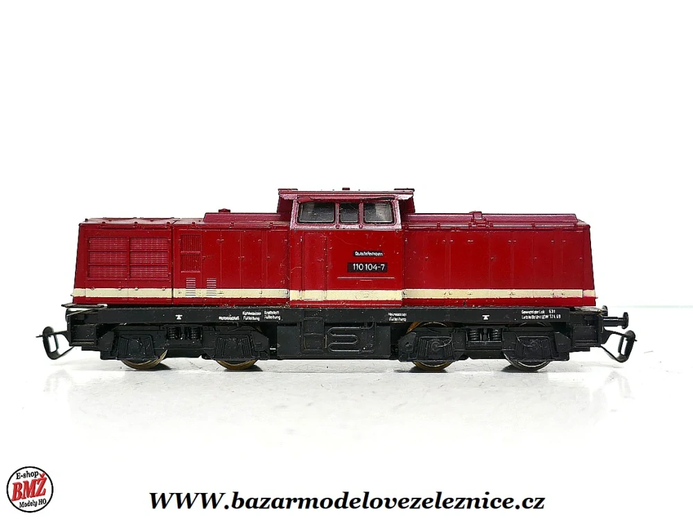 BTTB - Dieselová lokomotiva BR 110 104 DR - TT
