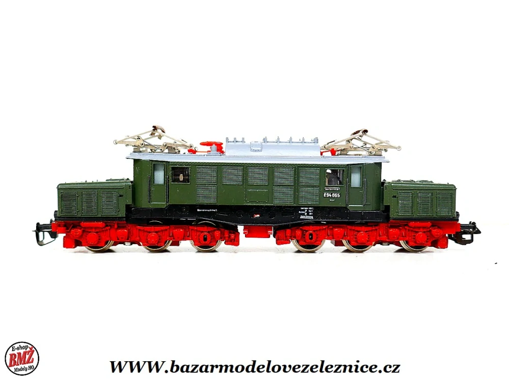 BTTB - Elektrická lokomotiva E 94 065 DR - TT