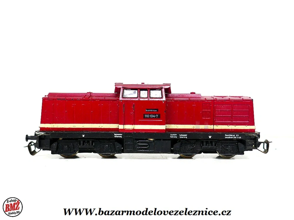 BTTB - Dieselová lokomotiva BR 110 104 DR - TT