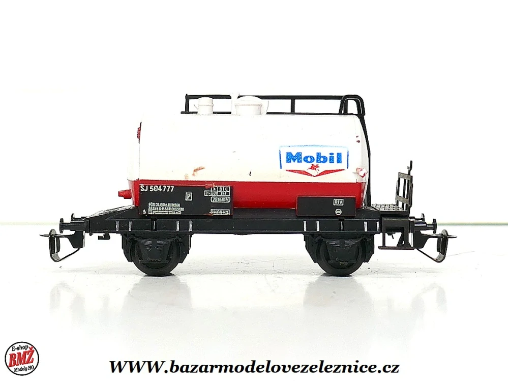 BTTB - Cisternový vůz Mobil SJ - TT