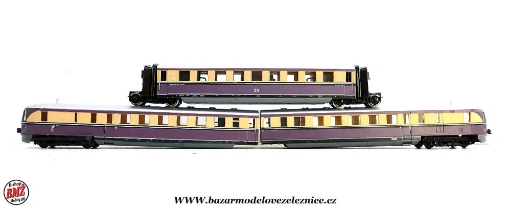 Gutzold - DC - Motorová souprava  SVT 137 DR 3 dílná - HO