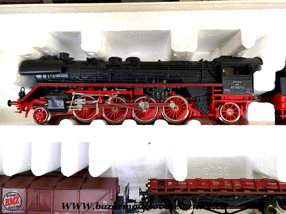 Piko DDR - DC - Set s BR 41 + 5 nákl.vozů - HO