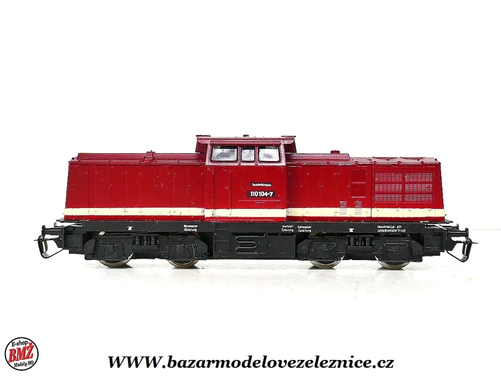 BTTB - Dieselová lokomotiva BR 110 104 DR - TT