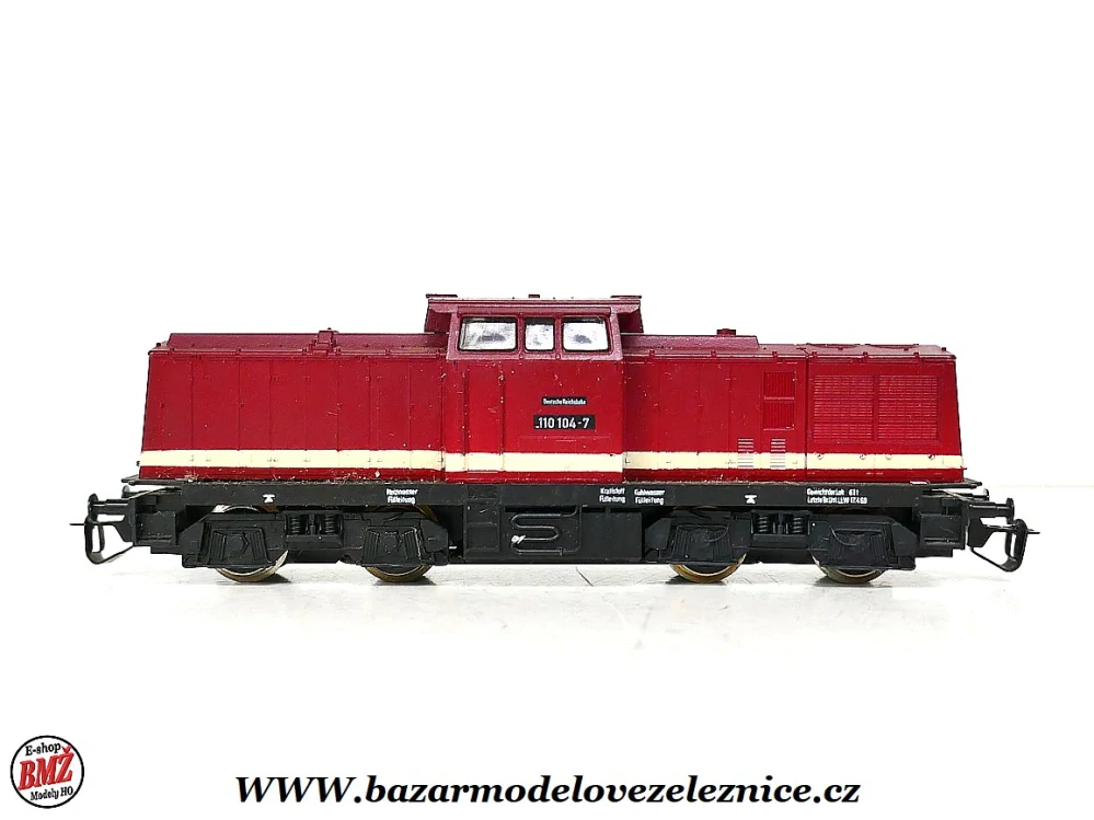 BTTB - Dieselová lokomotiva BR 110 104 DR - TT