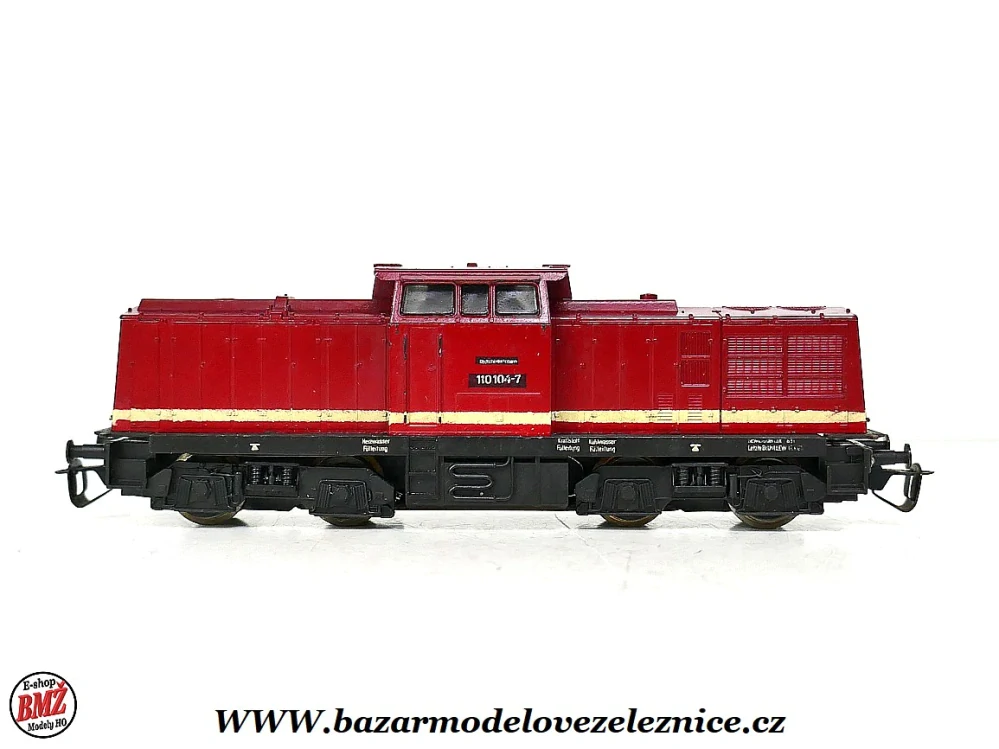 BTTB - Dieselová lokomotiva BR 110 104 DR - TT