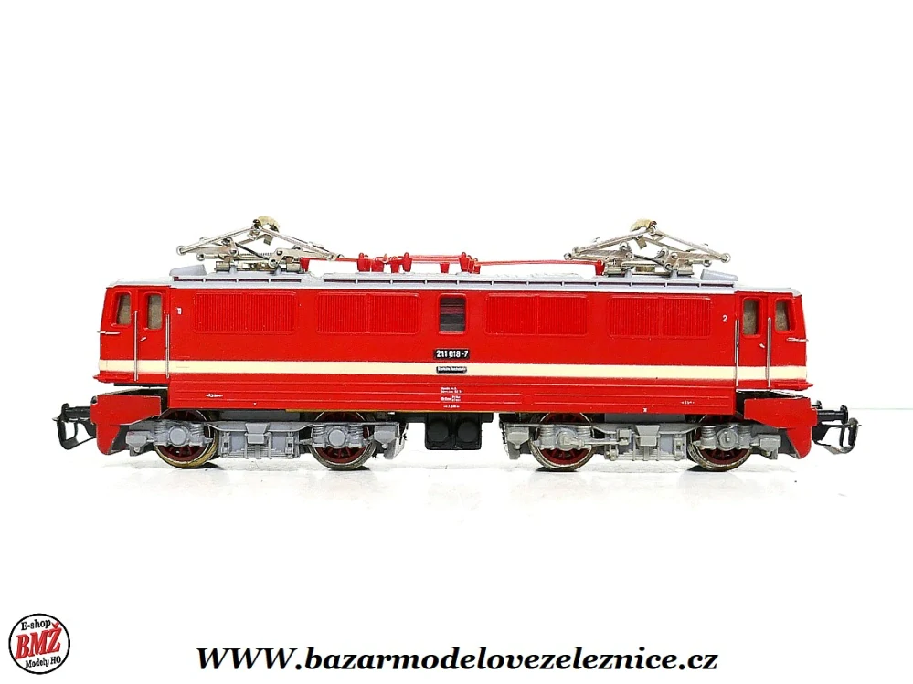 BTTB - Elektrická lokomotiva BR 211 018 DR - TT