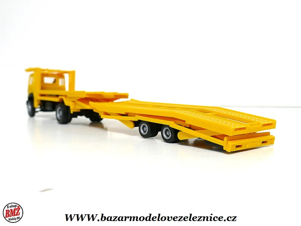 Herpa - Iveco na auta s přívěsem -  HO