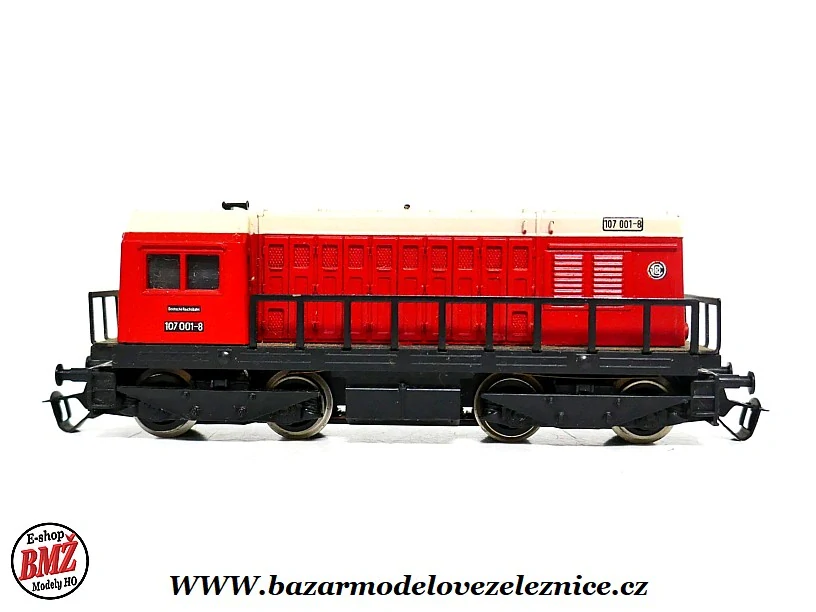 BTTB - Dieselová lokomotiva BR 107 001 DR - TT