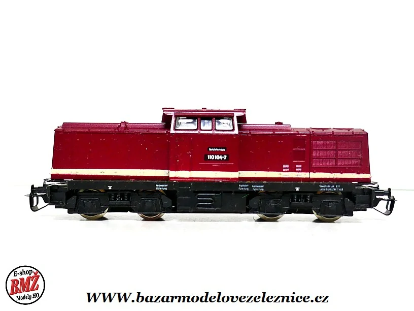 BTTB - Dieselová lokomotiva BR 110 104 DR - TT