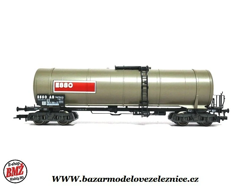 Marklin DC - Cisternový vůz ESSO AG - HO