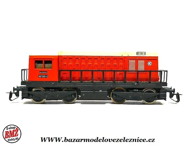BTTB - Dieselová lokomotiva BR 107 001 DR- TT