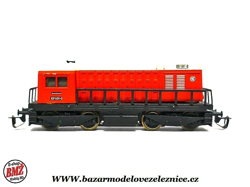 BTTB - Dieselová lokomotiva BR 107 001 DR- TT