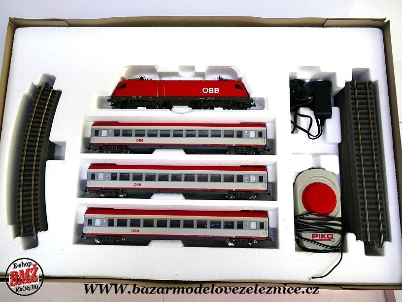 Nové Piko - DSS - Set s elektrickou lokomotivou Taurus OBB + 3 vozy osobní - HO