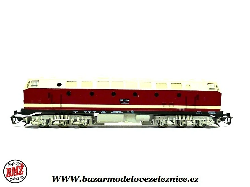 BTTB - Dieselová lokomotiva BR 119 120 DR - TT
