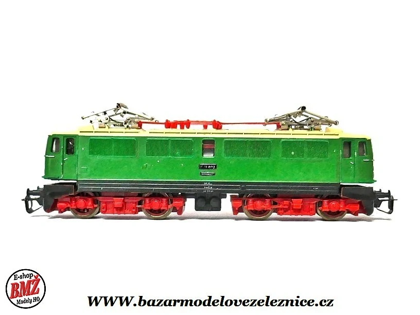 Zeuke - Elektrická lokomotiva E 11 022 DR - TT