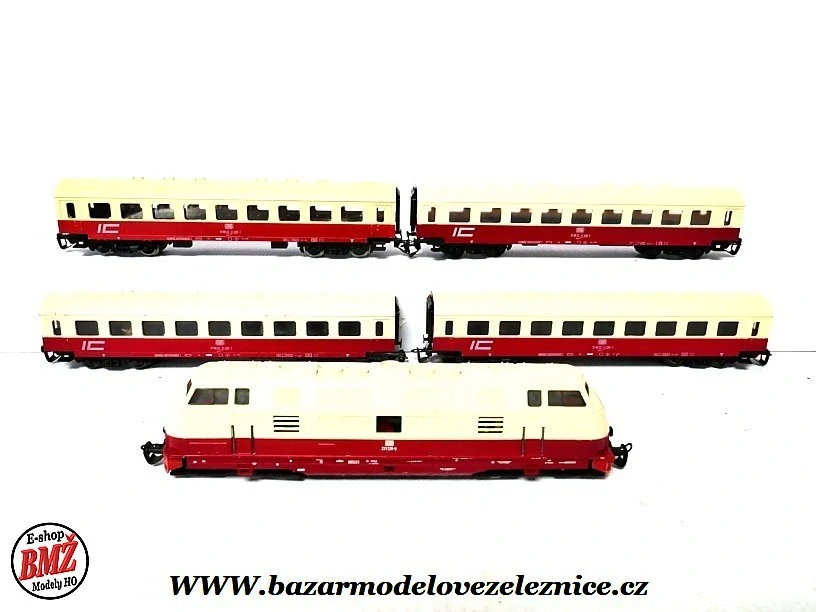 BTTB - DC - Set BR 221 + 4 osobní vozy IC - TT