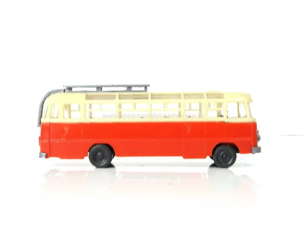 Espewe - Autobus Ikarus 311 - HO