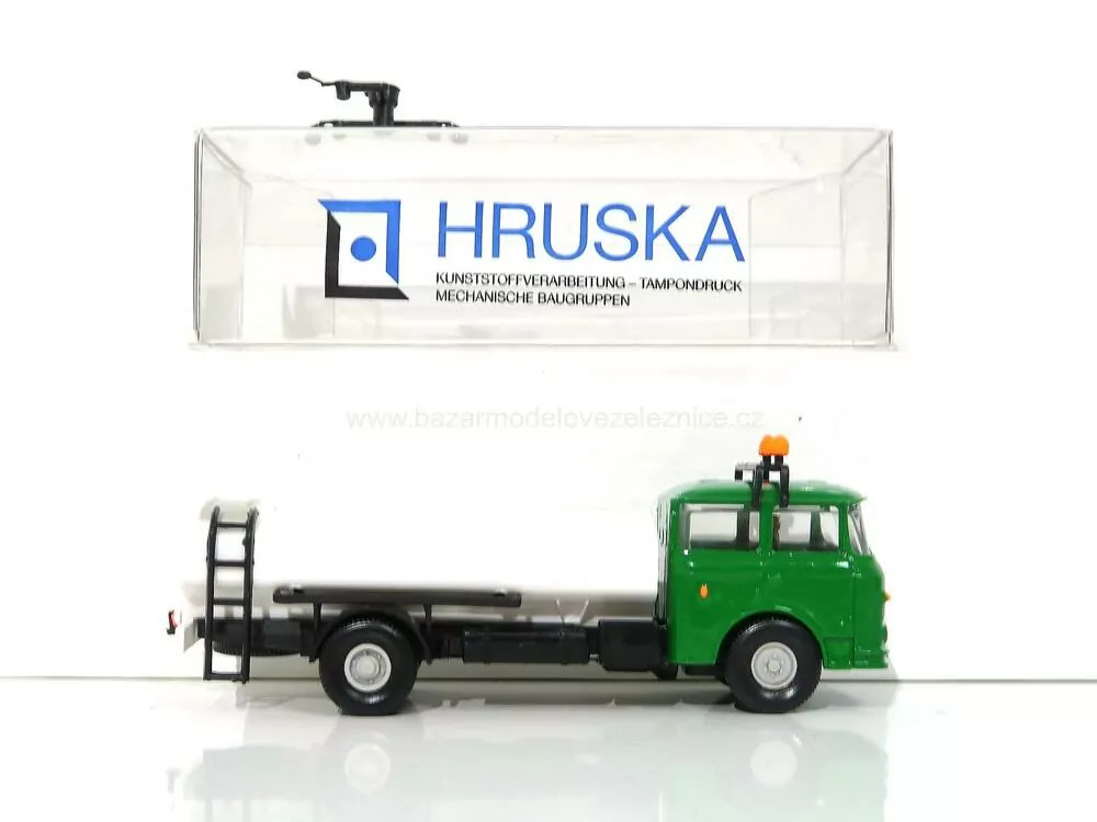 Hruska - ŠKODA cisterna kropička - HO
