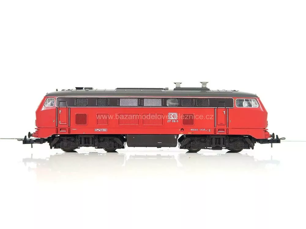 TRIX - DSS - Dieselová lokomotiva BR 217 015 - DB - HO