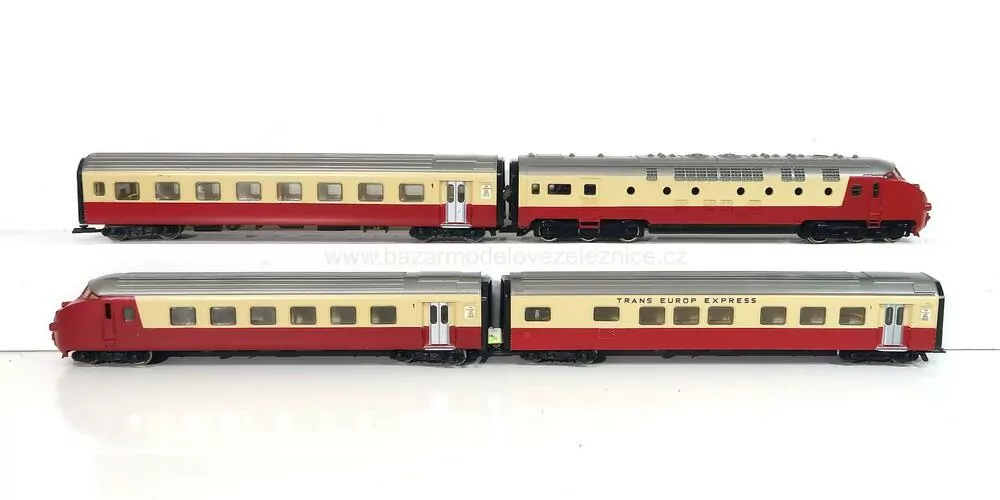 Marklin Hamo - DC - 4 dílná dieselová souprava TEE express - HO