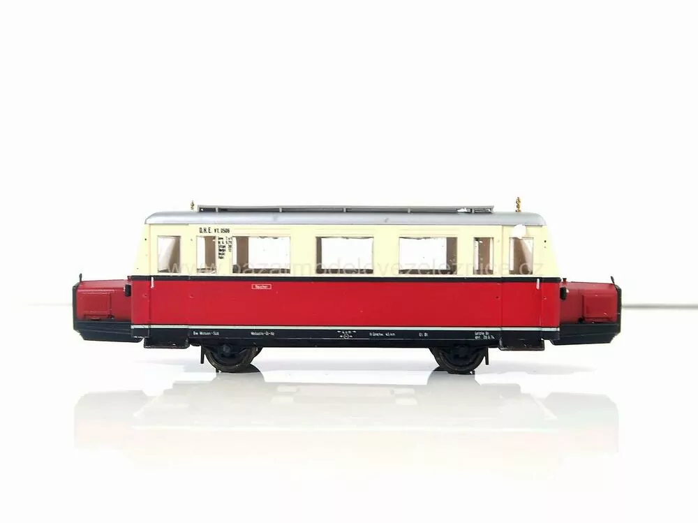 BEMO - DC - Motorový vůz Wismar - HO