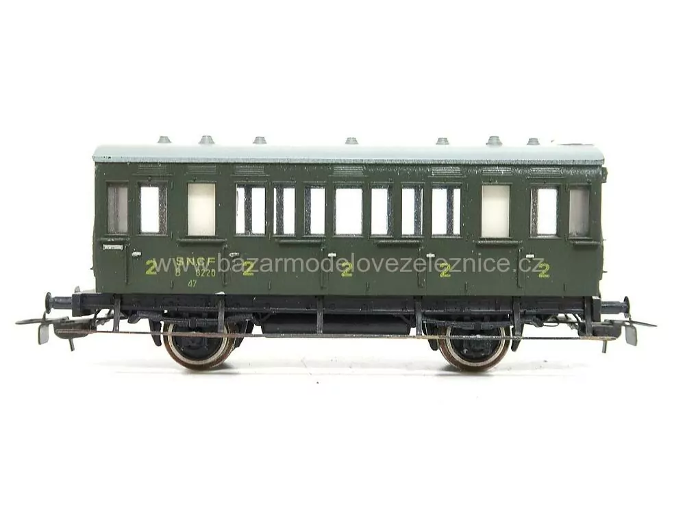 Piko DDR - Osobní vůz SNCF 2 Tř. - HO