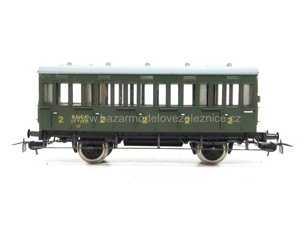 Piko DDR - Osobní vůz SNCF 2 Tř. - HO