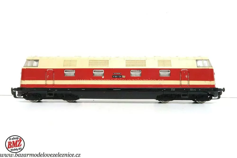 PIKO DDR - DC  - Dieselová lokomotiva V 180 128  DR - HO