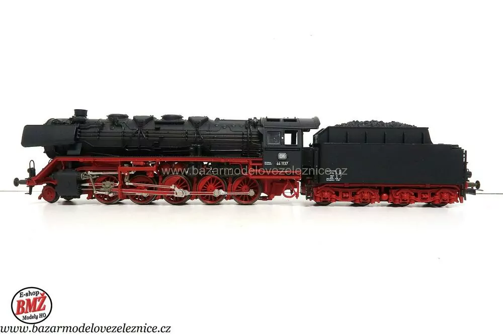 Roco - DC - Parní lokomotiva BR 44 1137 DB - HO