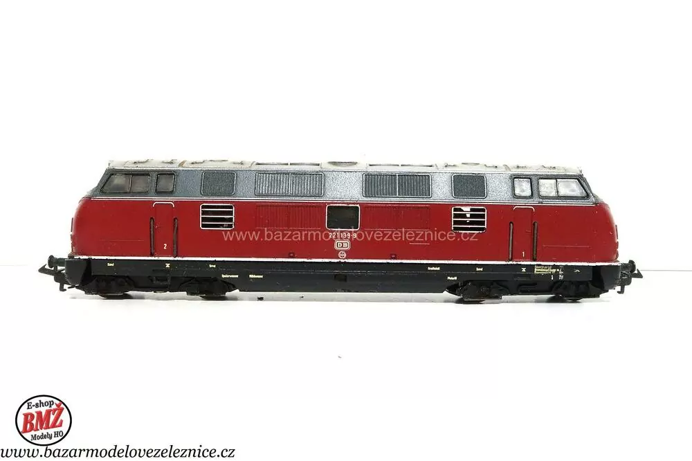 BTTB - Dieselová lokomotiva BR 221 139 DB - TT