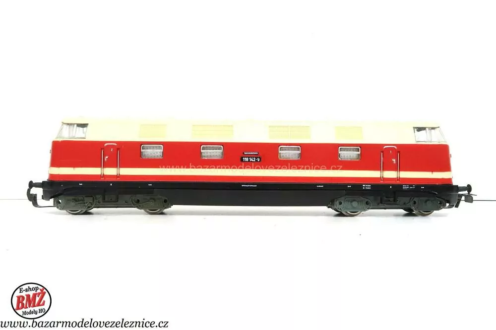 PIKO DDR - DC - Dieselová lokomotiva BR 118 142 DR - HO