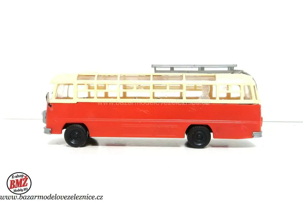 Espewe - Autobus Ikarus 311 - HO