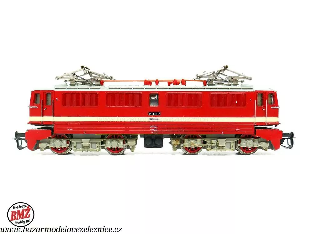 BTTB - Elektrická lokomotiva BR 211 018 DR - TT