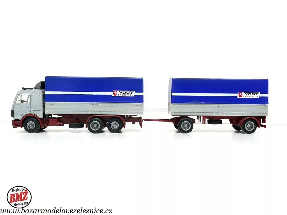 Herpa - Mercedes s přívěsem - HO