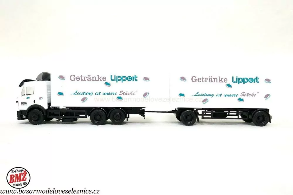 Herpa - Mercedes s přívěsem  -  HO