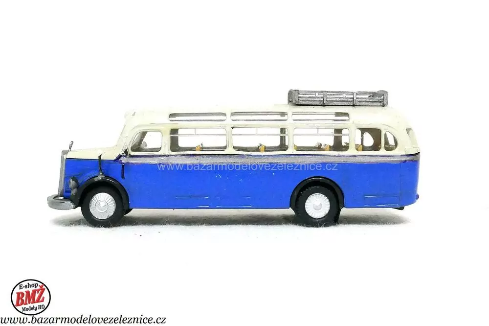 Praline - Bus Mercedes  - HO